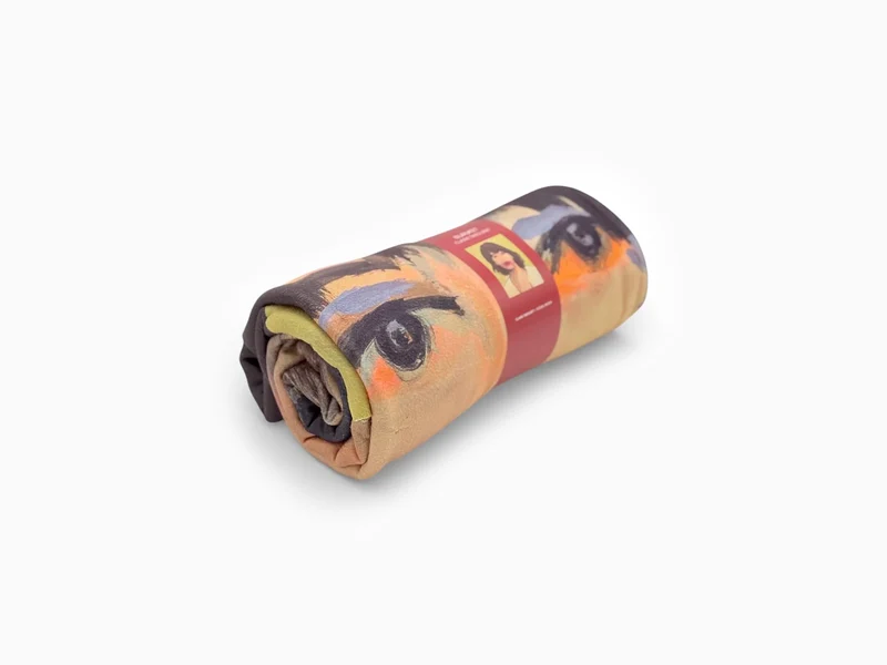 Claire Tabouret Couverture « Makeup » (rouge et violet)