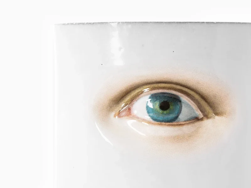 Astier de Villatte x Serena Carone - Tasse Vu (droite)
