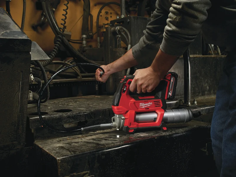 Pompe à graisse M18 GG-0 (Produit seul) - 4933440493 Milwaukee