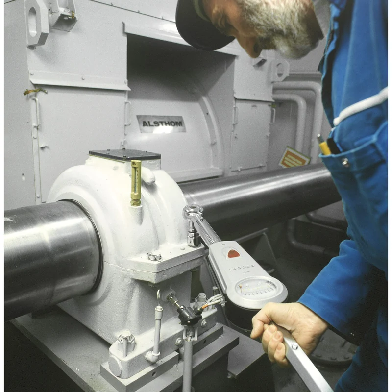 [M.201B] Composition clés grande capacité avec cliquet et carré conducteur 1'', 2500 Nm