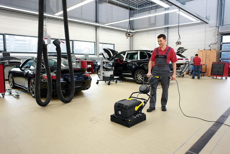 Autolaveuse BR 40/10 C Anniversary Edition noir 1.783-343.0 - Karcher