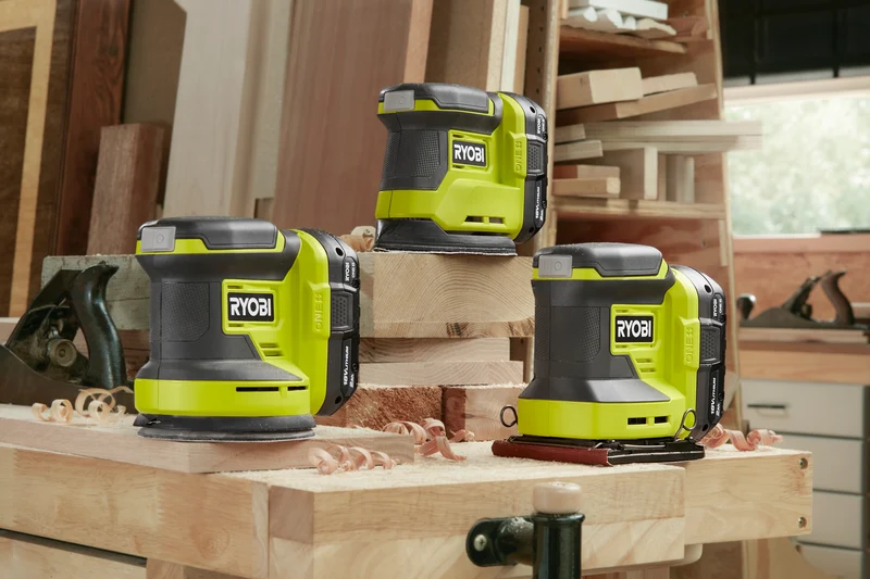18V ONE+ 1/4 Sheet Sander Kit