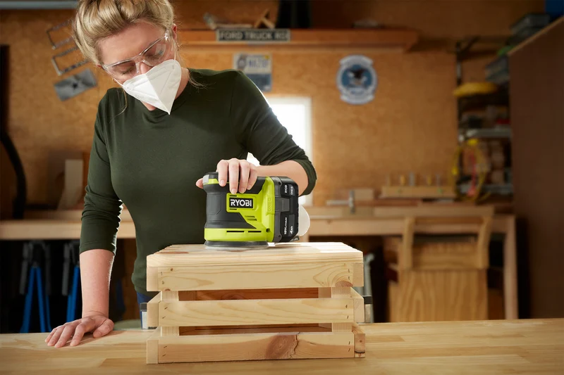 18V ONE+ 5" Random Orbit Sander Kit