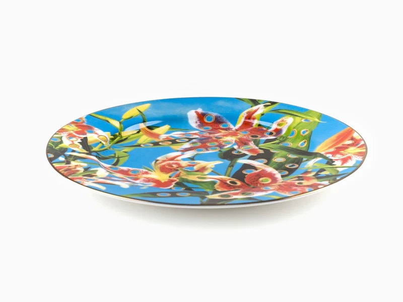 Seletti porte Toiletpaper - assiette en porcelaine bordure or Fleurs