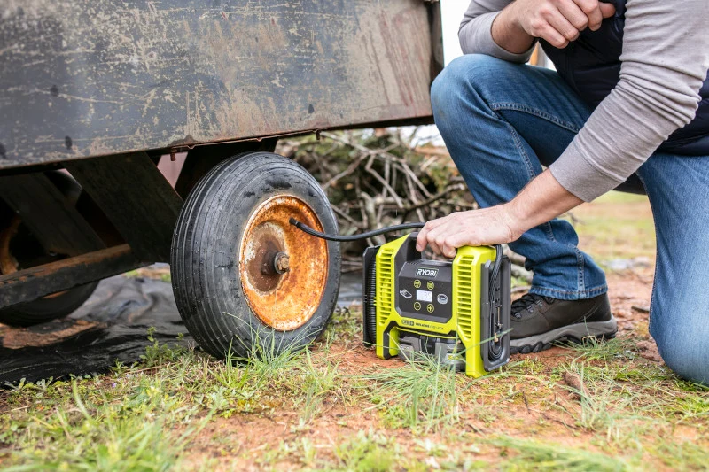18V ONE+ Dual Function Inflator/Deflator Kit