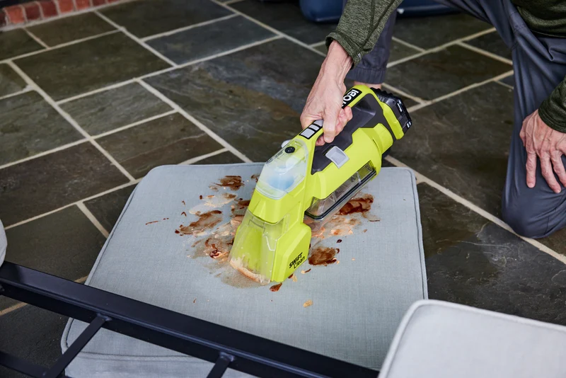 18V ONE+ SWIFTClean Spot Cleaner
