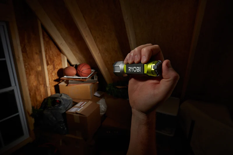 Alkaline Flashlight