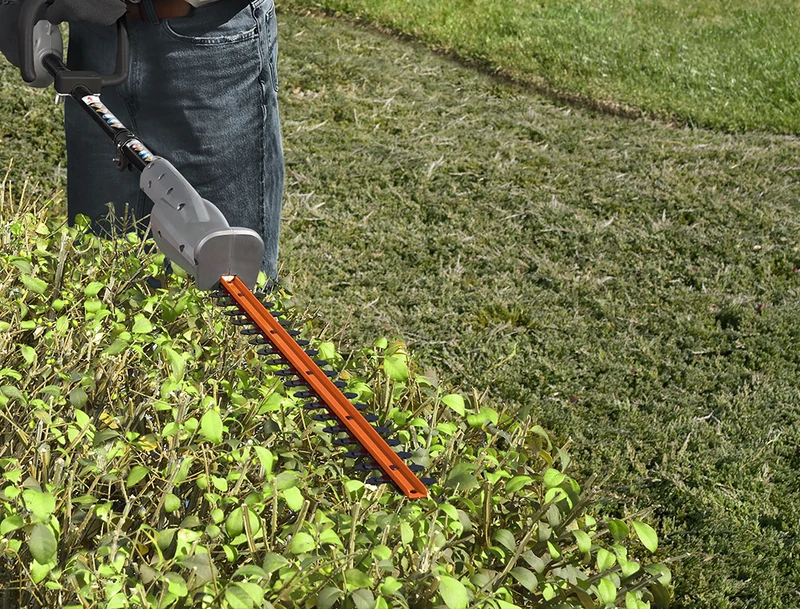 EXPAND-IT Hedge Trimmer Attachment