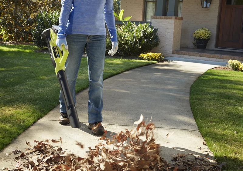 18V ONE+ 200 CFM Sweeper Kit