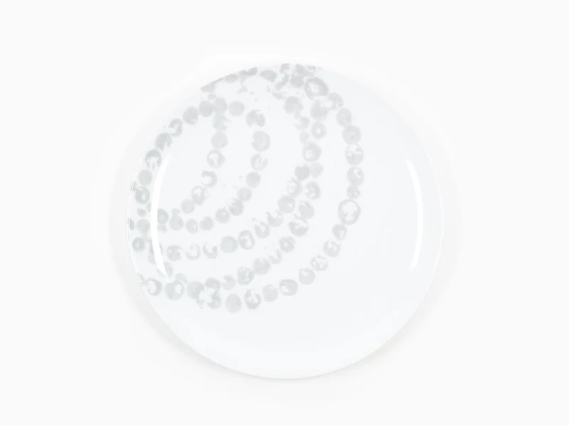 Jean-Michel Othoniel - Assiette mignardise " Rose du Louvre " grise en porcelaine