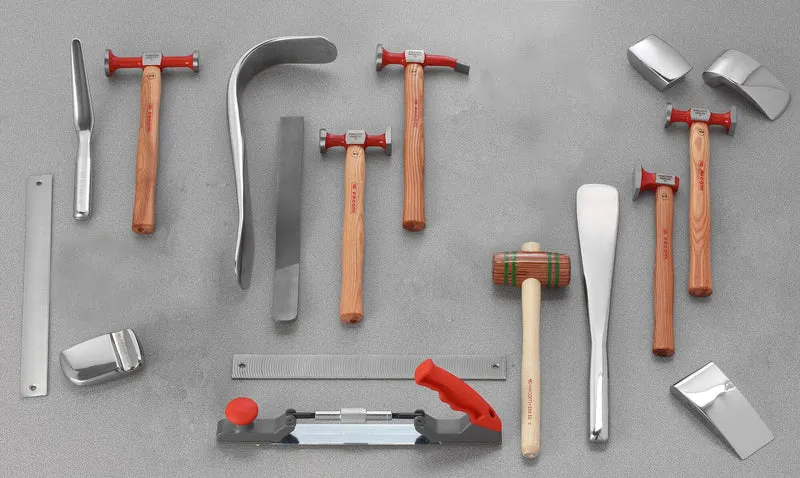 [CR.858J20] Sélection de 17 outils de formage