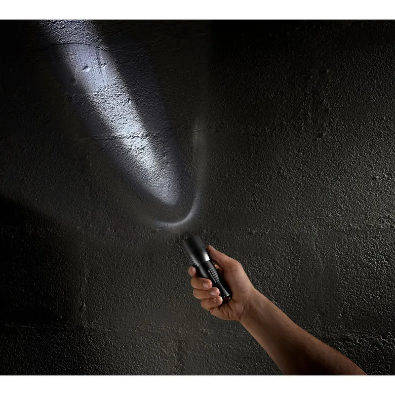 [779.CBT] Lampe torche compacte