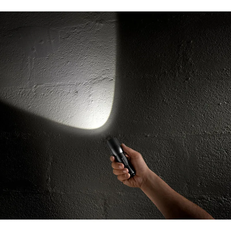[779.CBT] Lampe torche compacte