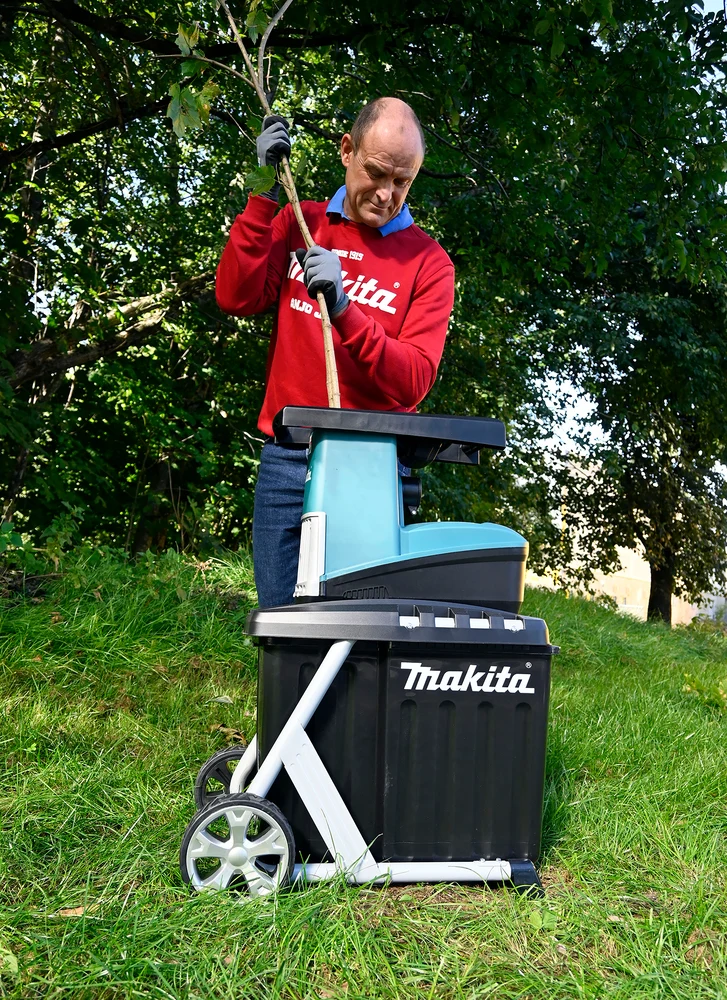 Broyeur de végétaux ø45 mm max - UD2500 Makita