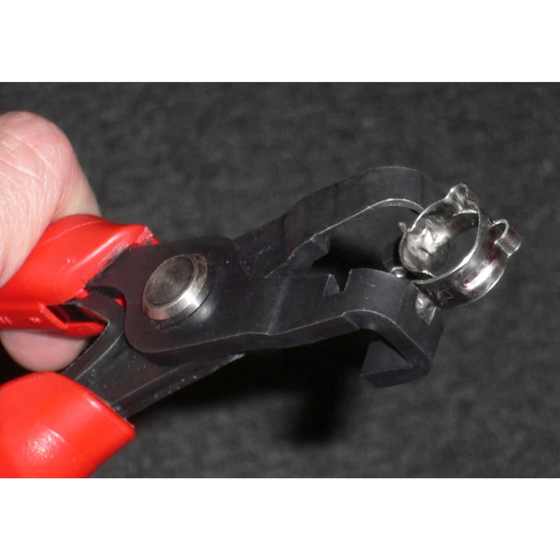 [DM.CC] Pince automatique pour colliers