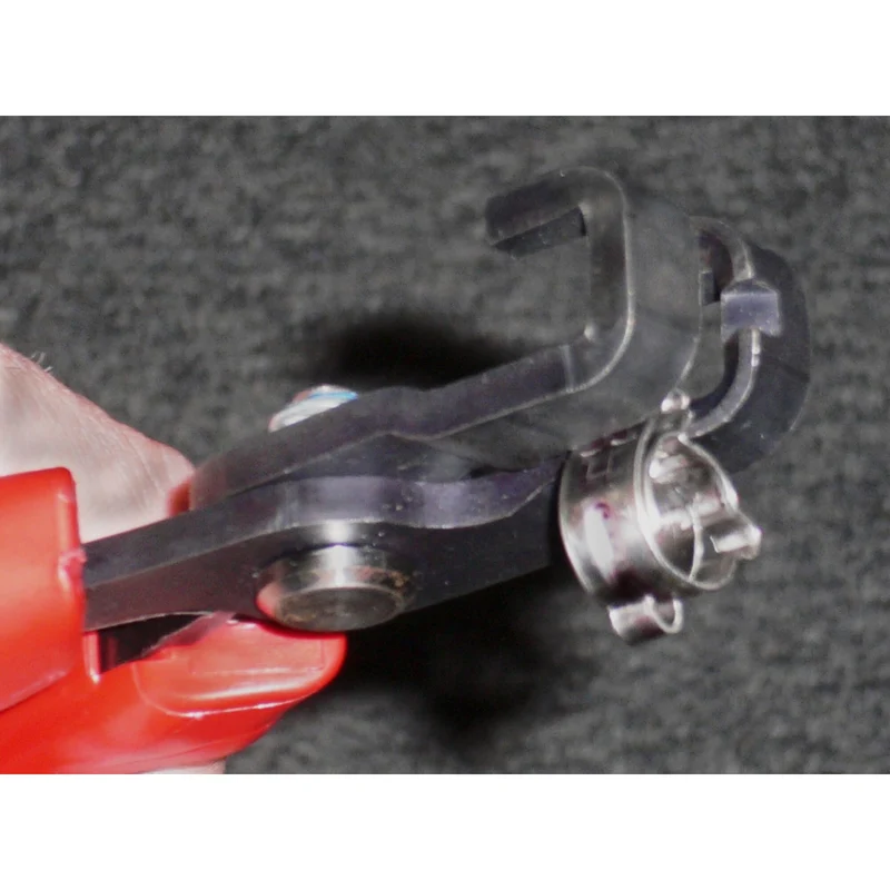 [DM.CC] Pince automatique pour colliers