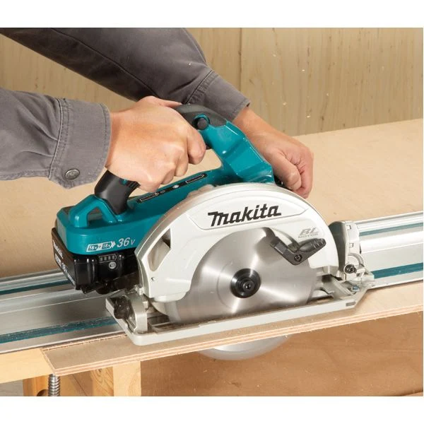 Scie circulaire 36 V 2 x 18 V Li-Ion ø 190 mm (Produit seul) Makita DHS782ZJ