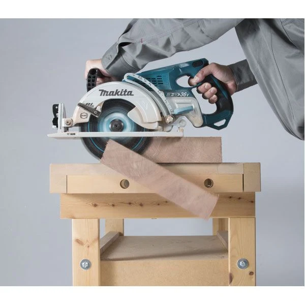 Scie circulaire 36 V 2 x 18 V Li-Ion LXT ø 185 mm (Produit seul) Makita DRS780Z