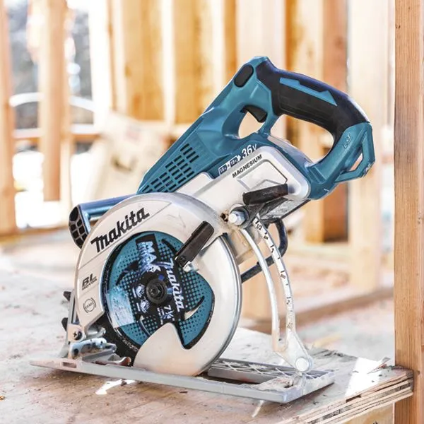 Scie circulaire 36 V 2 x 18 V Li-Ion LXT ø 185 mm (Produit seul) Makita DRS780Z