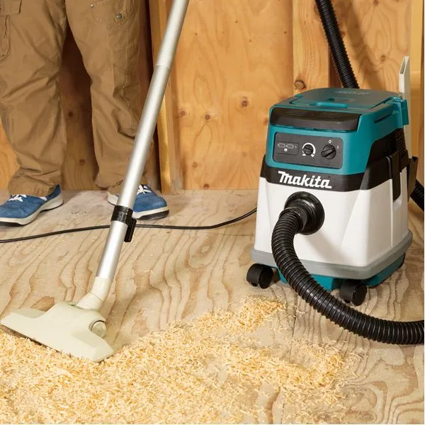 Aspirateur 36 V 2 x 18 V Batterie / Secteur Makita DVC150LZ