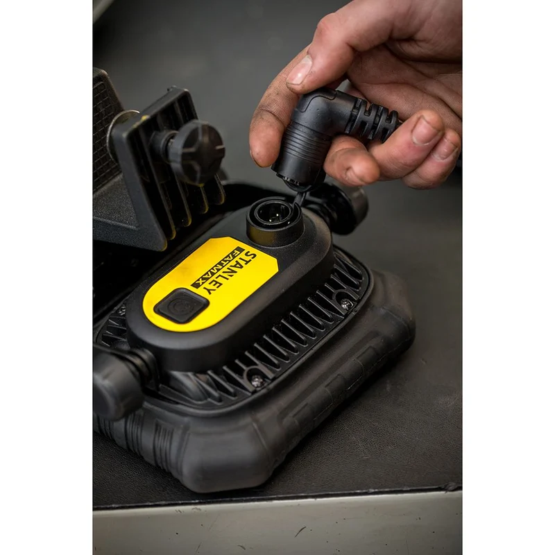 Projecteur Rechargeable Fatmax - 1 000 Lumens PROJECTEUR RECHARGEABLE FATMAx - 1 000 LUMENS Stanley FMHT81507-1