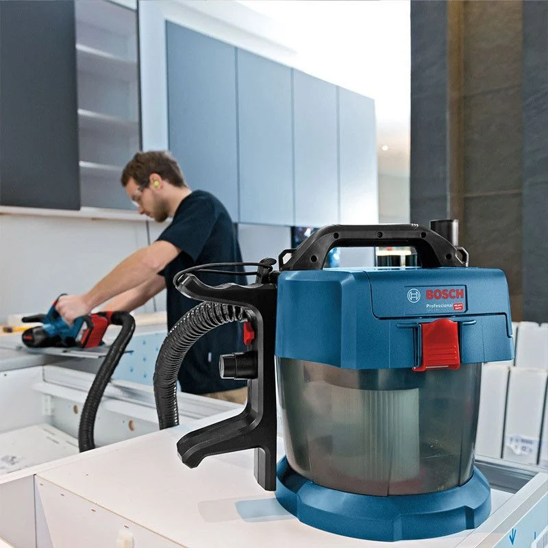 Aspirateur sans fil 18V BOSCH GAS 18V-10 L Professional 06019C6302 + accessoires