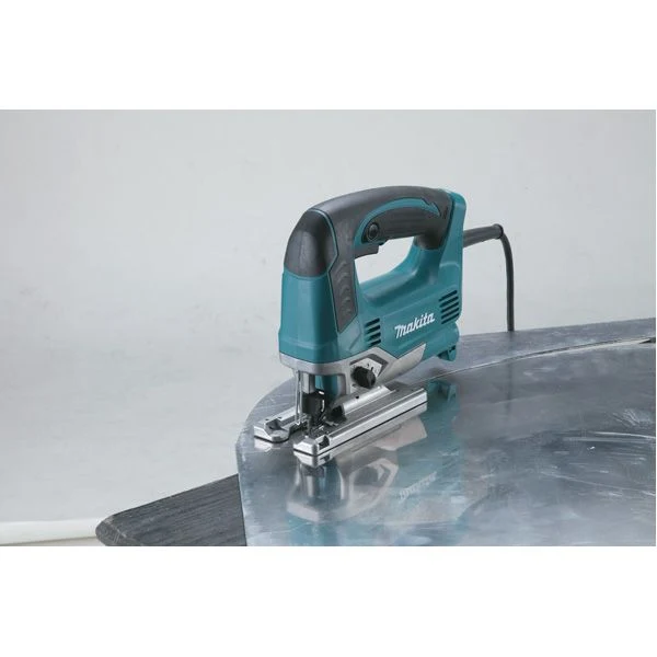 Scie sauteuse 650W MAKITA JV0600J