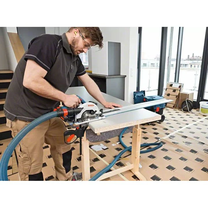 Scie circulaire sans fil GKS 18V-57G ø165mm Bosch 06016A2101
